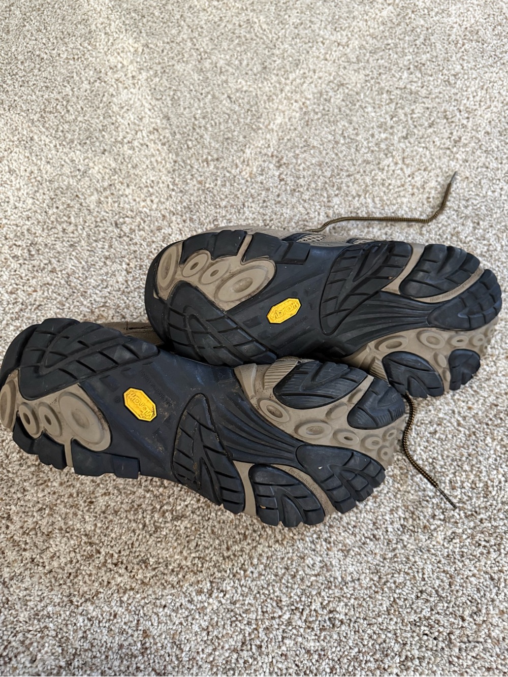 Merrell Men's Tan and Black Trail Hiking Shoes - Picture 4 of 4
